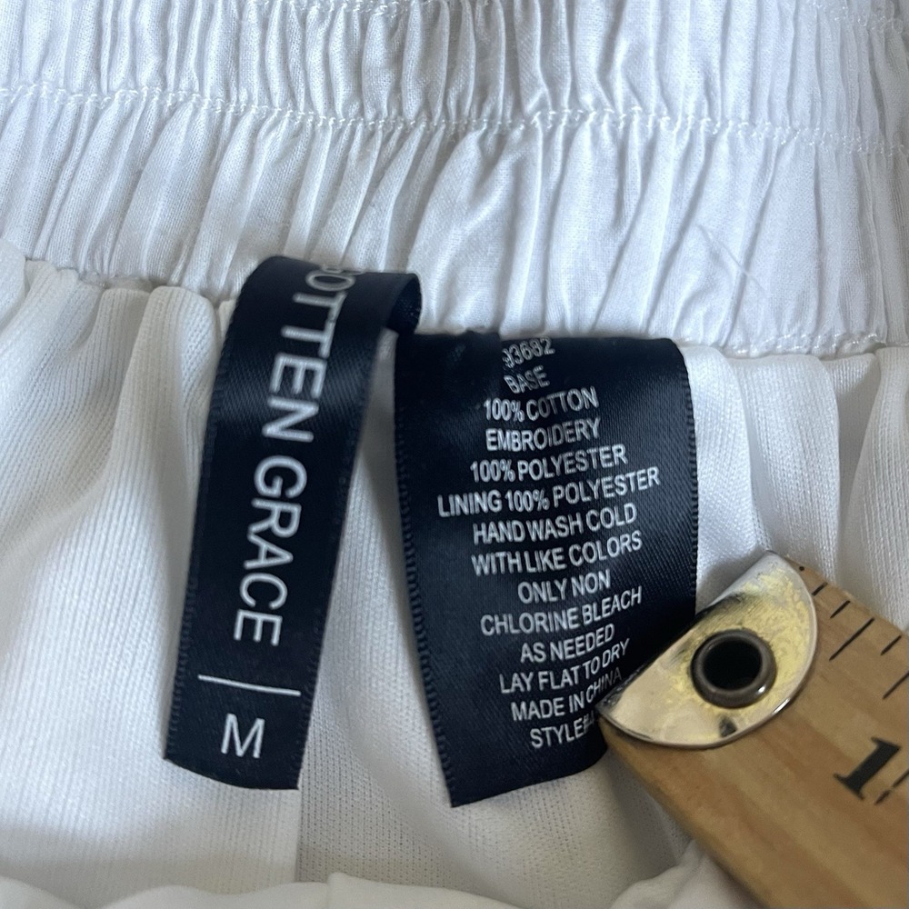 Forgotten Grace White Skirt M Navy Embroidered Scalloped Full Boho Midi - Picture 4 of 5